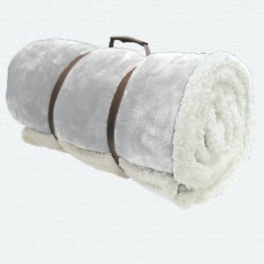 New Bliss Bedding Sherpa Throw Blanket
